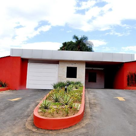 Motel Passport Guaratingueta Exterior photo